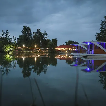 Floating Dream Apartment