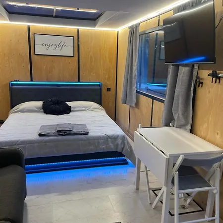 Floating Dream Apartment