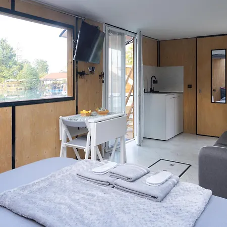 아파트 Floating Dream