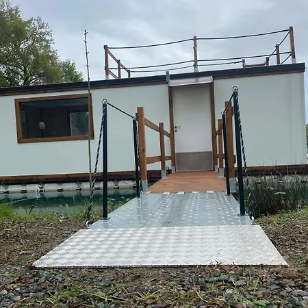 아파트 Floating Dream